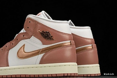 Air Stardust” FB9892-670 Jordan 1 SE“Red Mid 0905